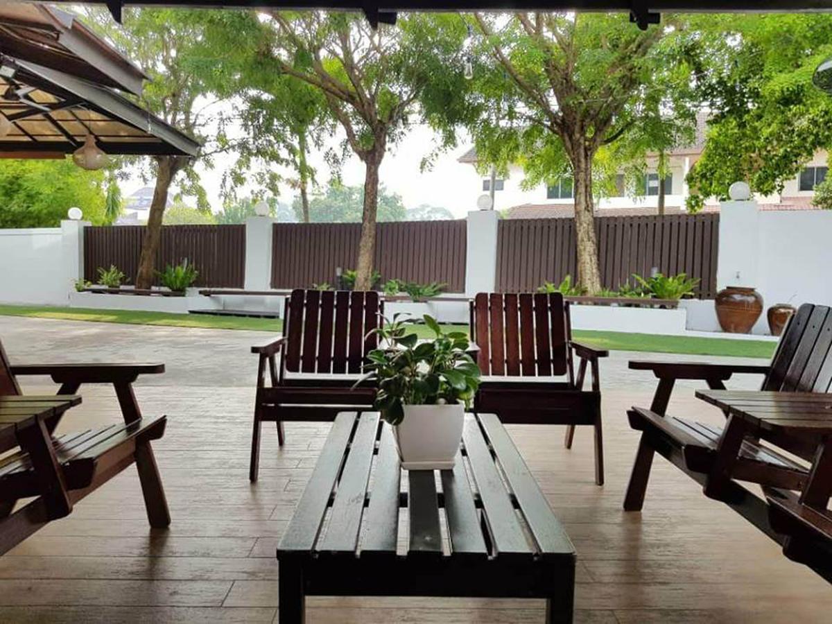 Tanjung Villa Muar Exterior photo
